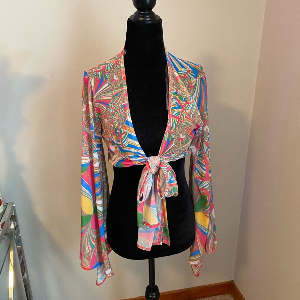 60s inspired crop top